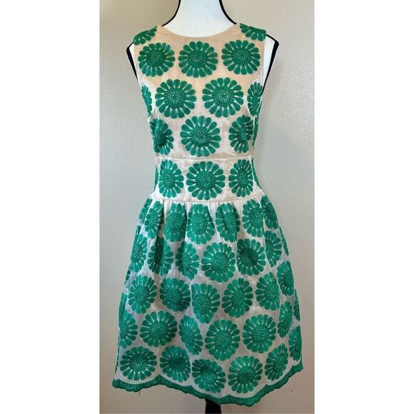 Anthropologie Leifsdottir Floral Bloom Embroidered Scalloped Dress Size 2 - Picture 3 of 10